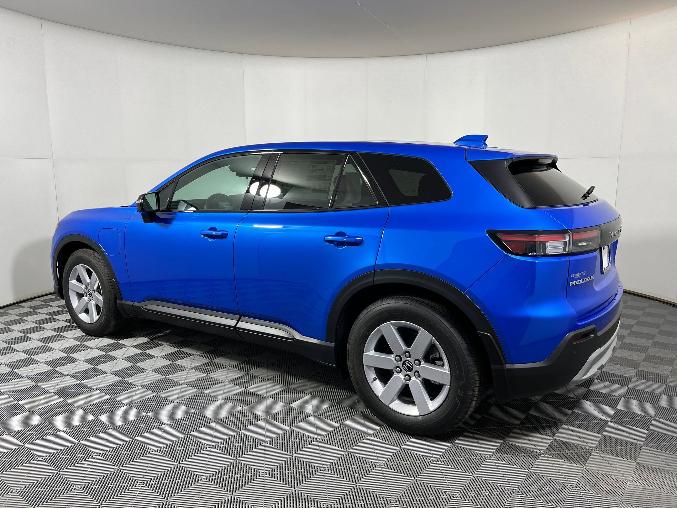 New 2025 Honda Prologue Eco image 2