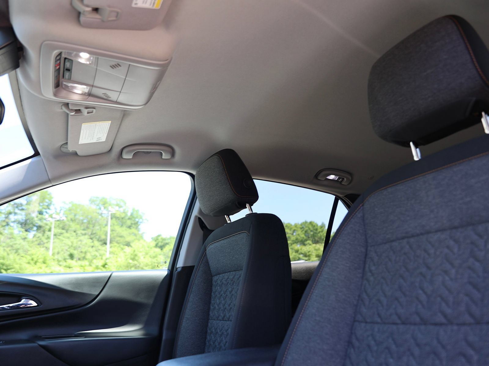 Used 2022 Chevrolet Equinox LT AWD/4WD image 20