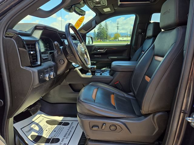 Used 2024 GMC Sierra 1500 AT4 w/ Technology Package AWD/4WD image 2