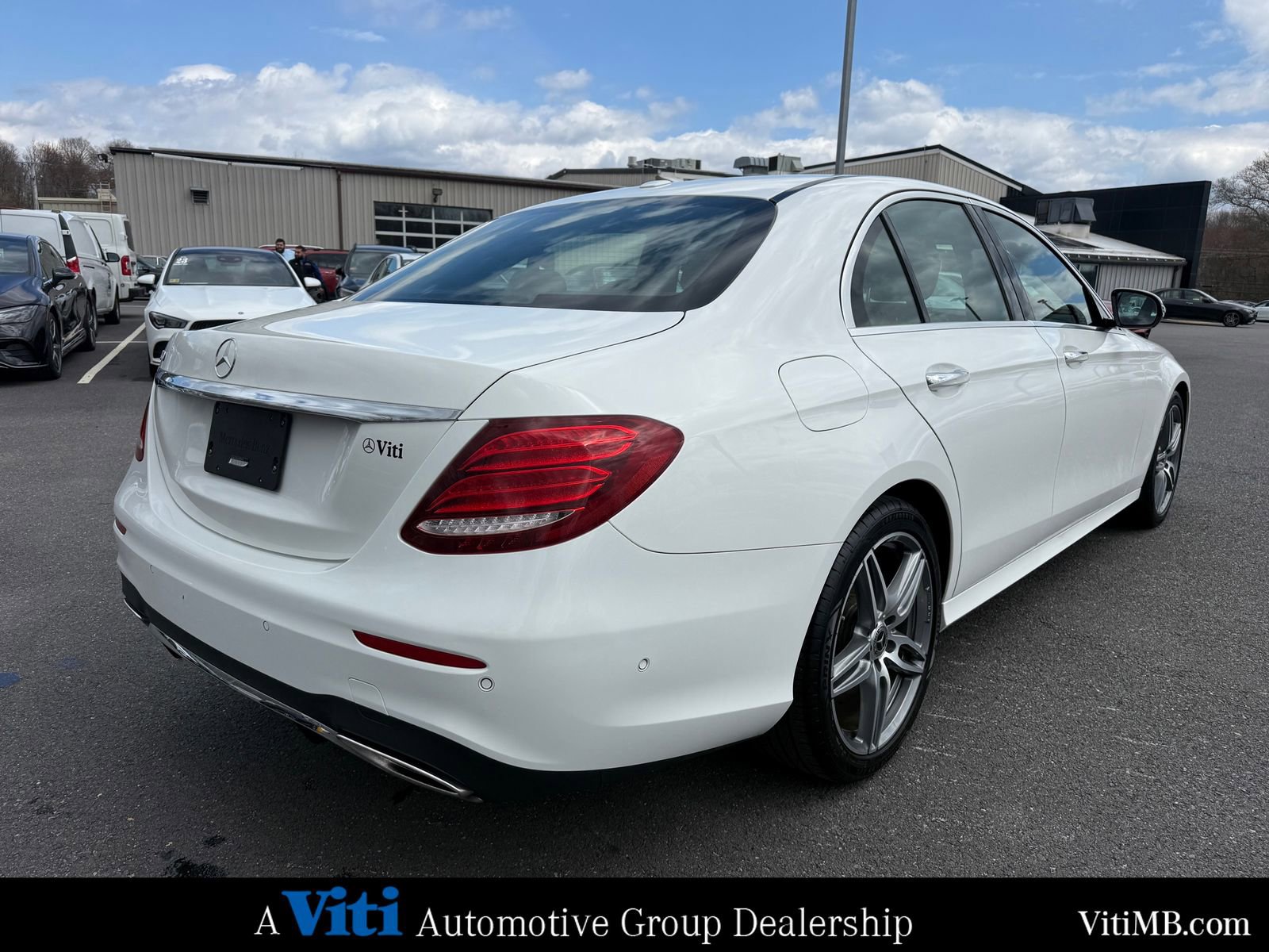 Used 2018 Mercedes-Benz E 300 image 8