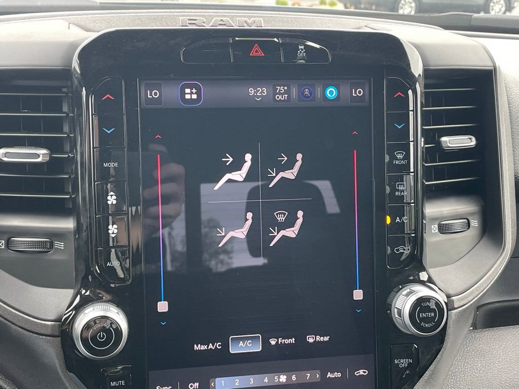 New 2025 RAM 2500 Tradesman image 39