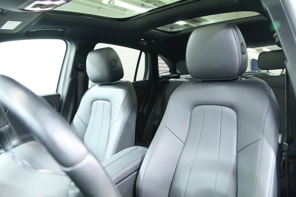 Used 2021 Mercedes-Benz GLA 250 4MATIC image 6