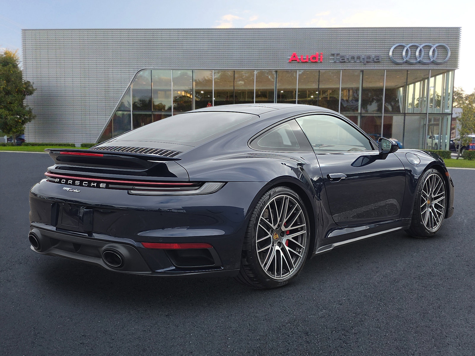 Used 2021 Porsche 911 Turbo image 4