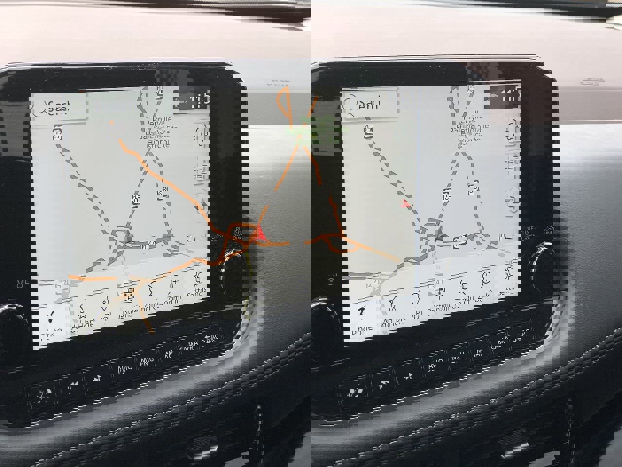 Used 2023 Nissan Rogue SL w/ SL Premium Package image 22