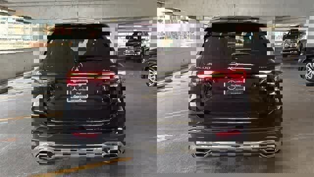 Certified 2025 Mercedes-Benz GLC 300 4MATIC image 7