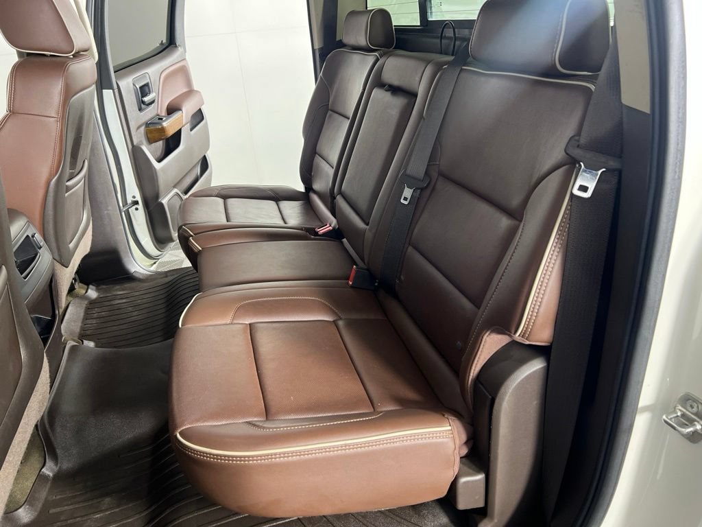 Used 2015 Chevrolet Silverado 1500 High Country w/ High Country Premium Package AWD/4WD image 15
