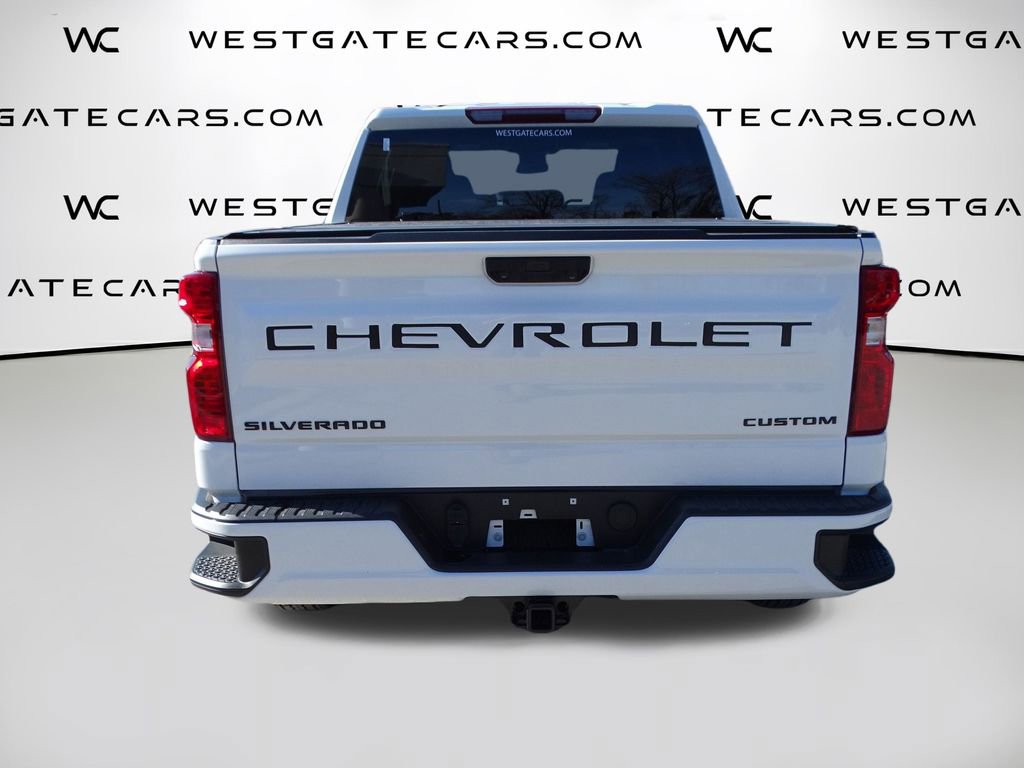 Used 2024 Chevrolet Silverado 1500 Custom w/ Turbomax Blackout Package image 10