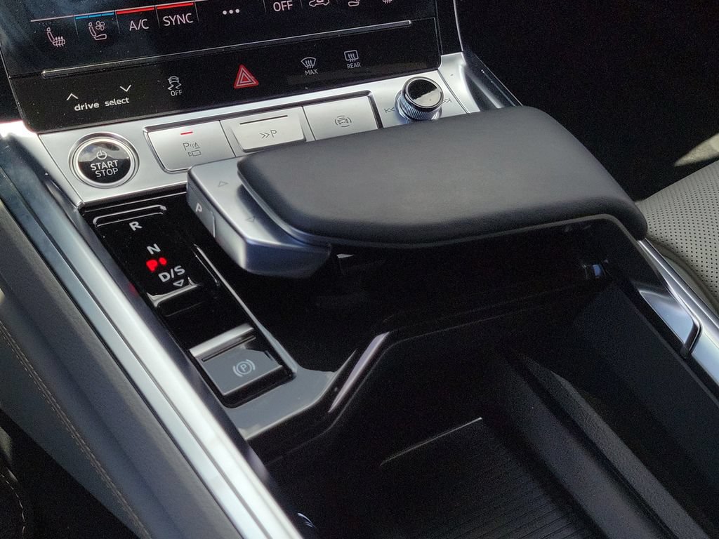 Used 2024 Audi Q8 e-tron Prestige w/ Prestige Package AWD/4WD image 15
