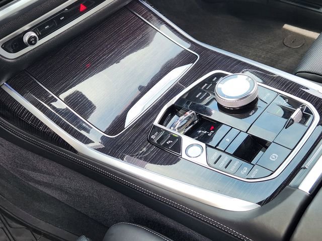 Used 2024 BMW X7 M60i w/ Executive Package AWD/4WD image 19
