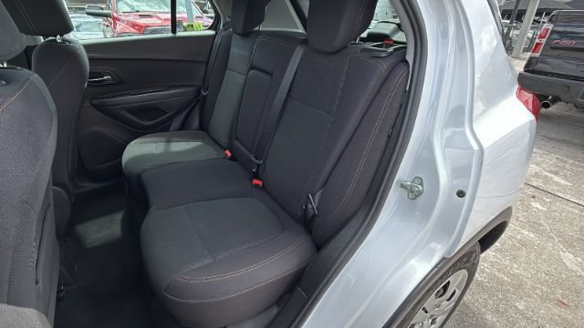 Used 2017 Chevrolet Trax LS w/ LPO, Cargo Package FWD image 25