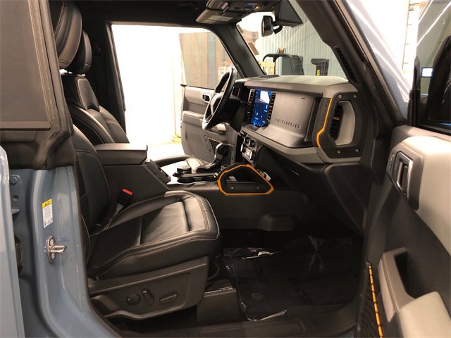 Used 2023 Ford Bronco Badlands image 35