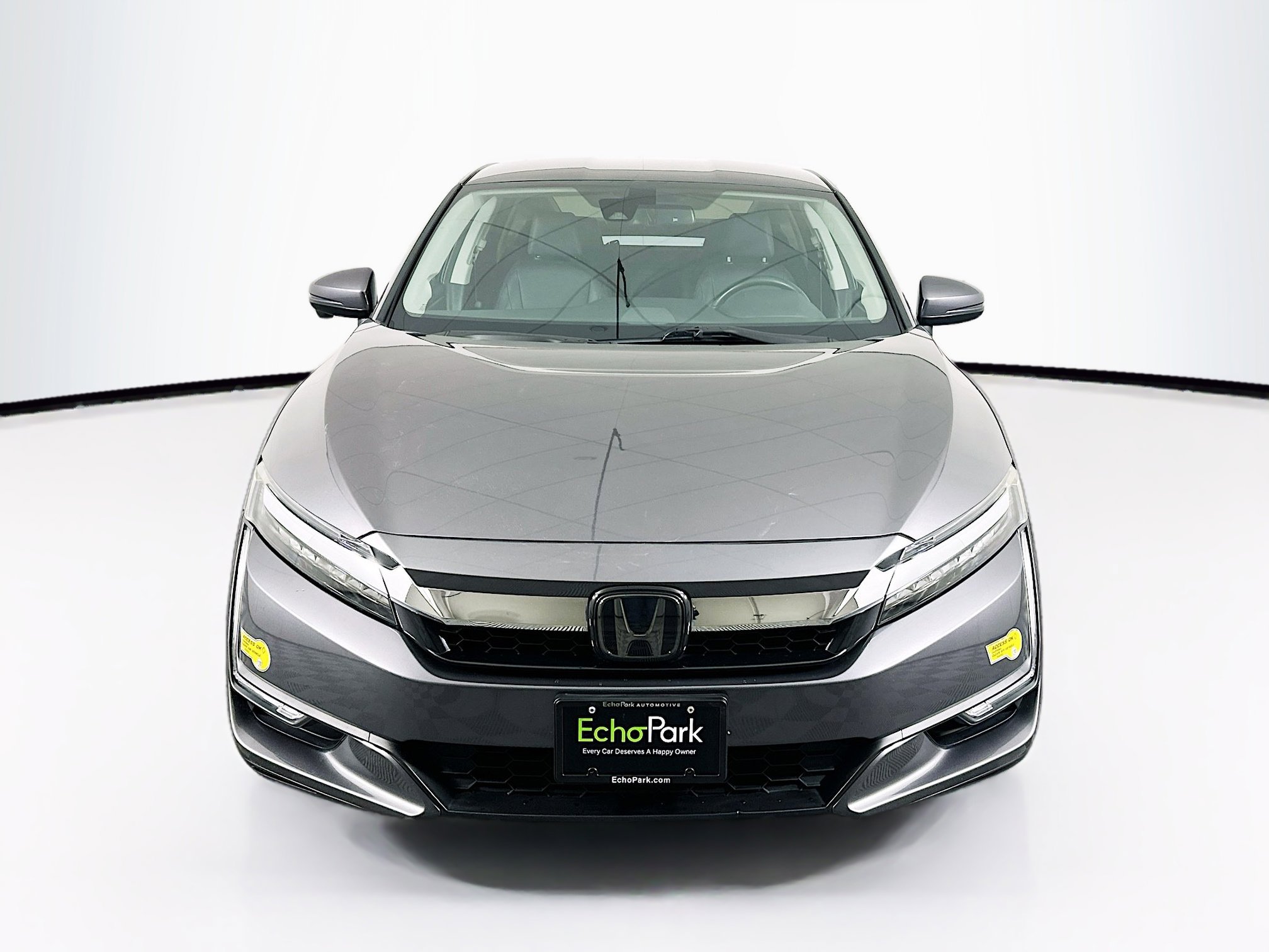 Used 2020 Honda Clarity Touring image 2
