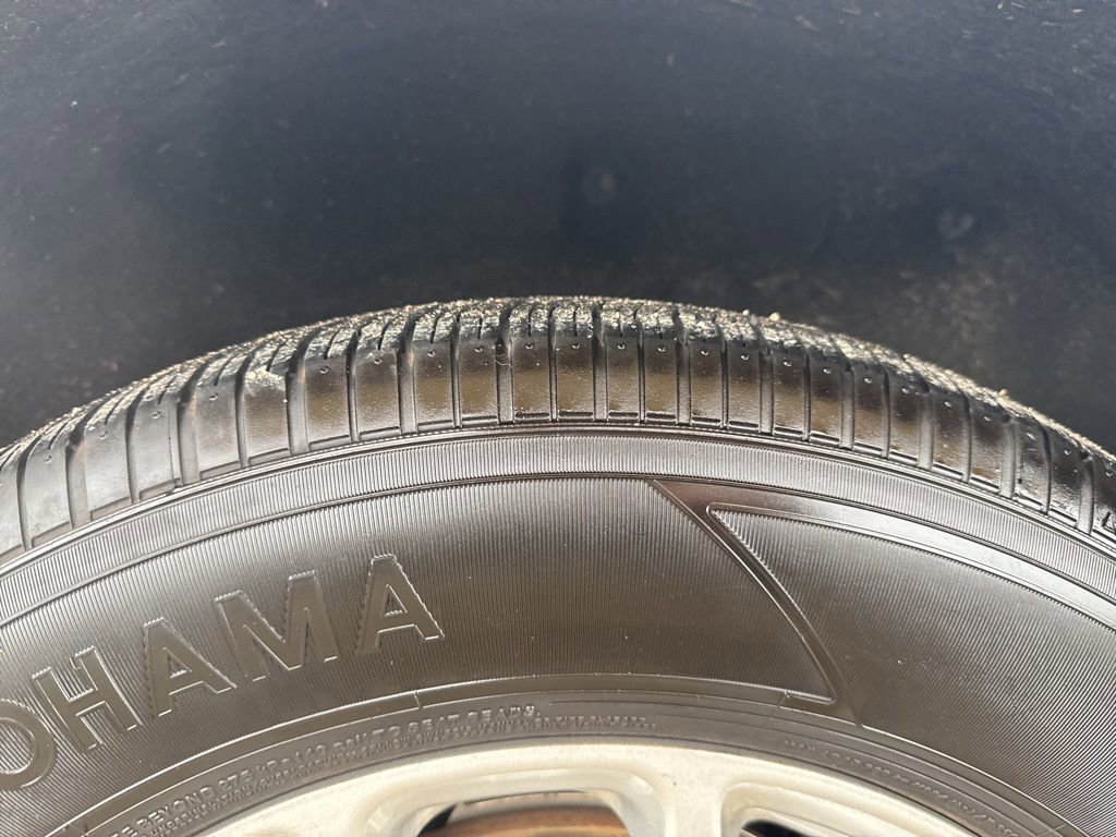 Used 2025 Chrysler Pacifica Select FWD image 36