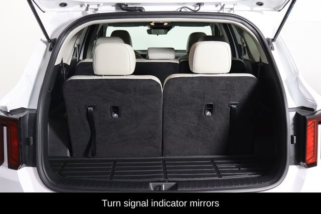 Used 2025 Kia Sorento S FWD image 17