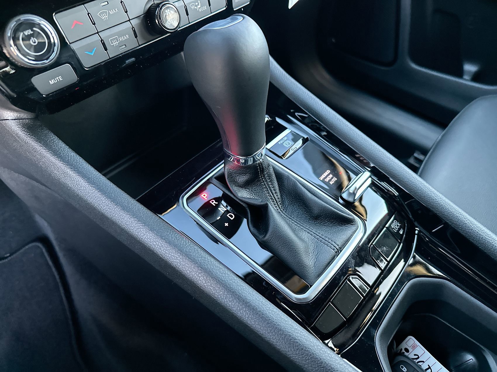 New 2026 Jeep Compass Latitude image 19