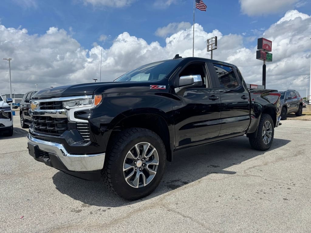 New 2026 Chevrolet Silverado 1500 LT w/ All Star Edition Plus image 2