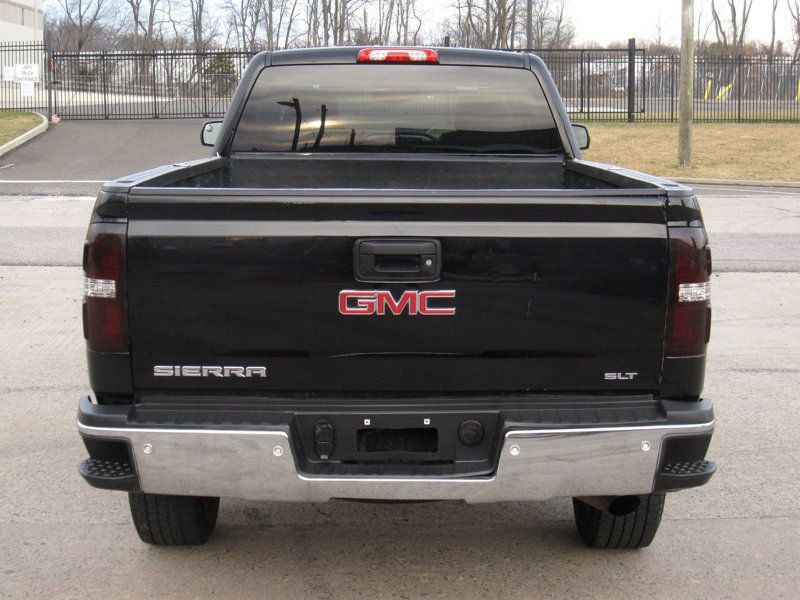 Used 2015 GMC Sierra 2500 SLT w/ Driver Alert Package image 15