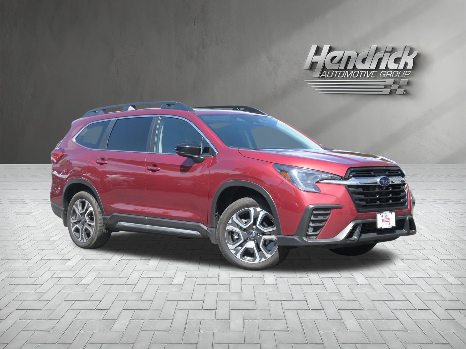 Used 2025 Subaru Ascent Limited w/ Popular Package #1 AWD/4WD image 2