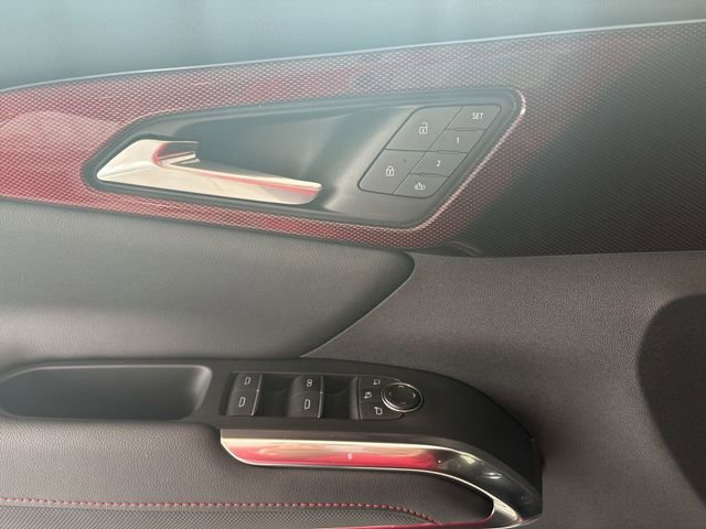 Certified 2024 Chevrolet Traverse RS w/ LPO, Floor Liner Package image 27