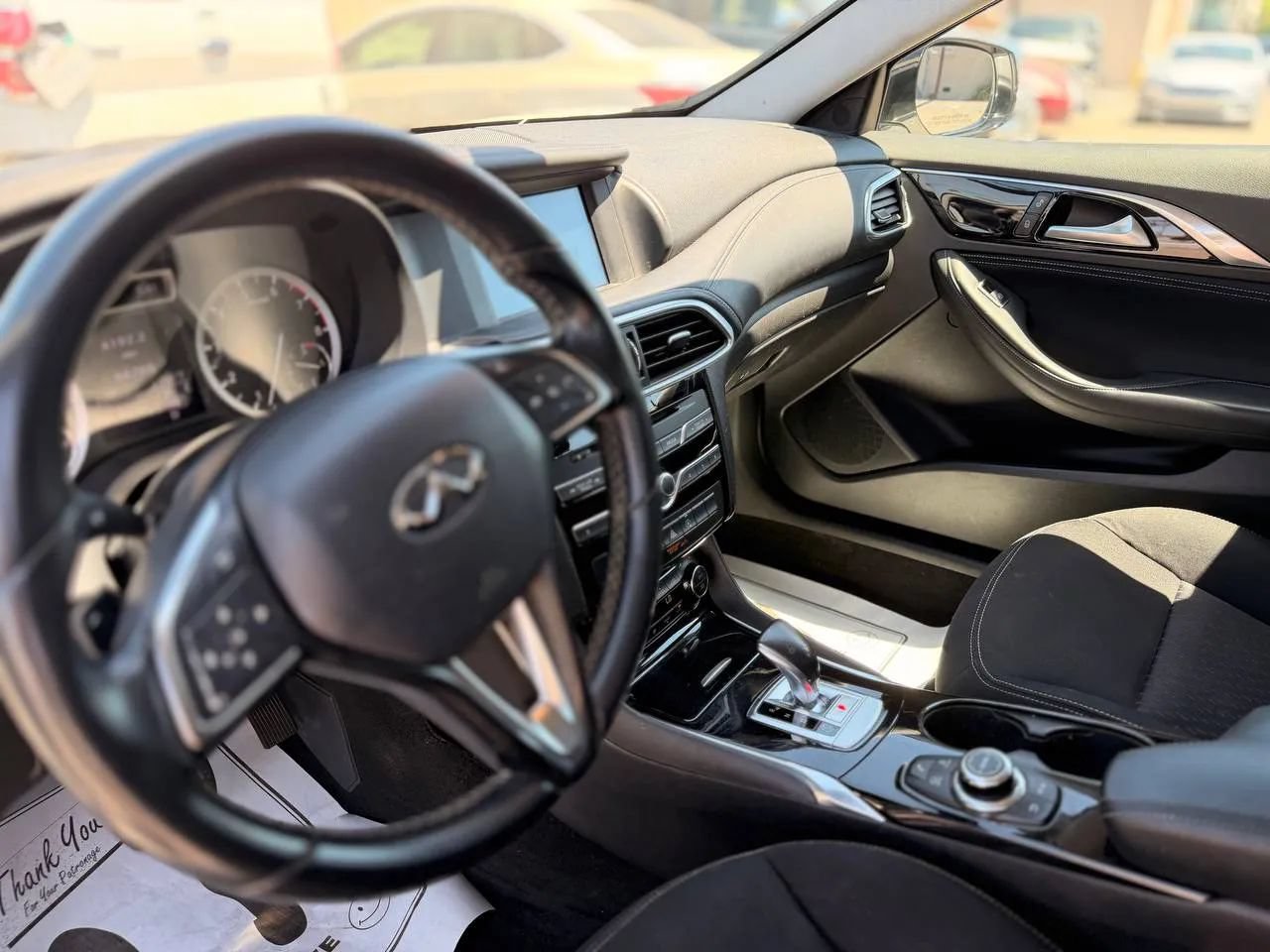 Used 2018 INFINITI QX30 FWD image 25
