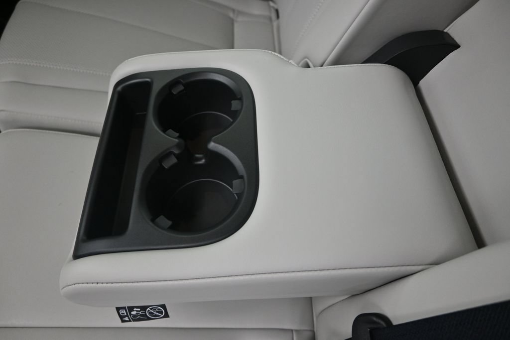 Certified 2026 INFINITI QX60 Luxe w/ Cargo Package FWD image 18