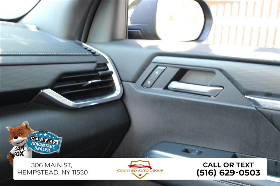 Used 2025 GMC Acadia Elevation FWD image 18