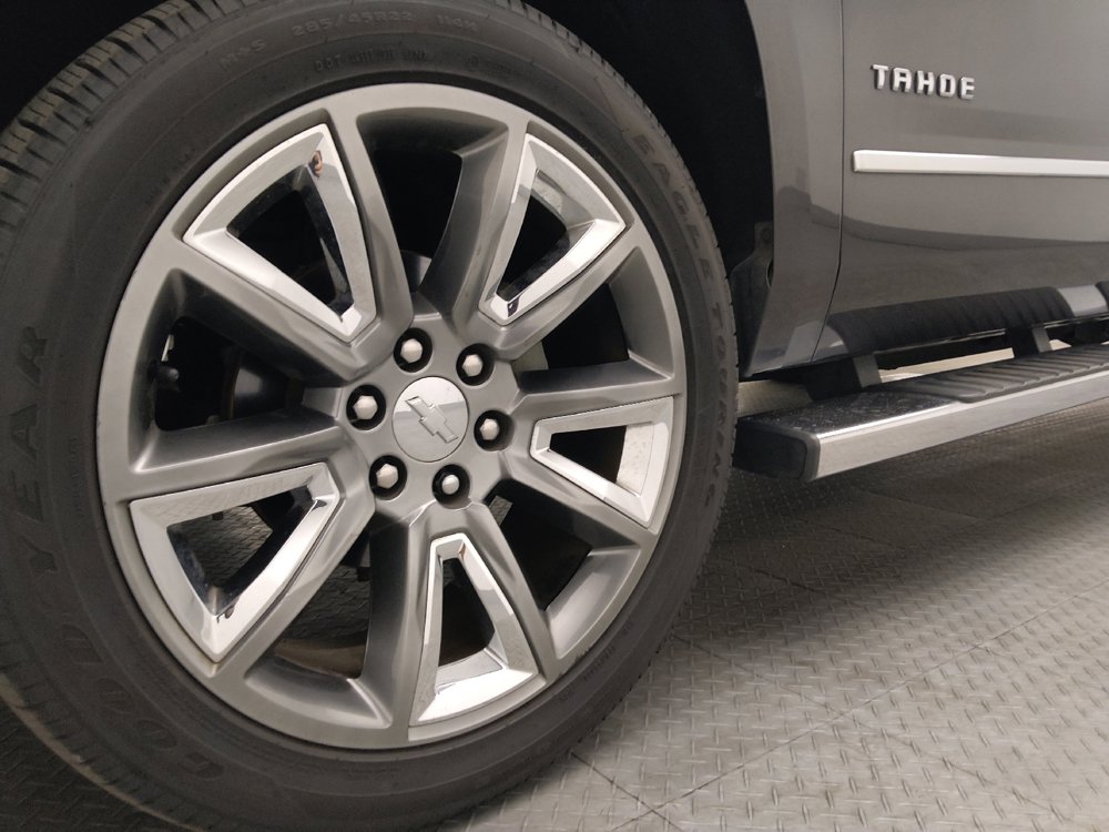 Used 2018 Chevrolet Tahoe LT w/ LT Signature Package RWD image 31