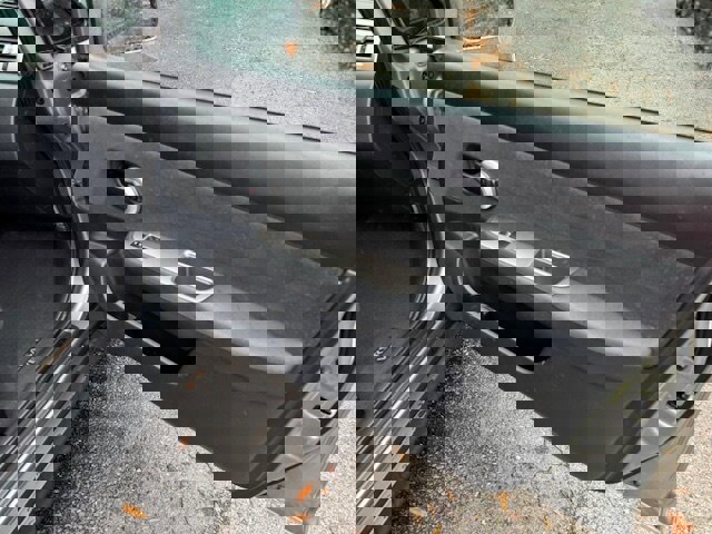 Used 2012 Nissan Versa 1.8 S image 14