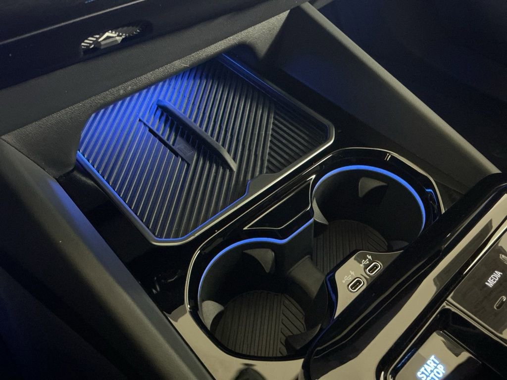 Certified 2025 BMW i5 xDrive40 w/ M Sport Package AWD/4WD image 13