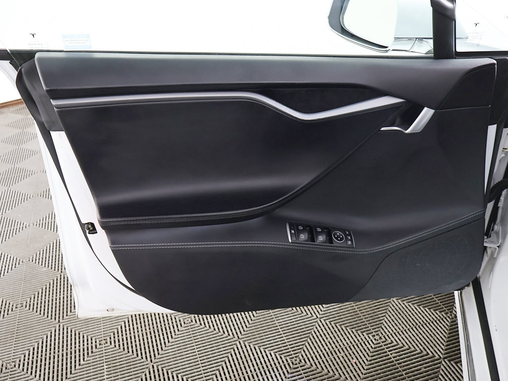 Used 2019 Tesla Model S Performance AWD/4WD image 22