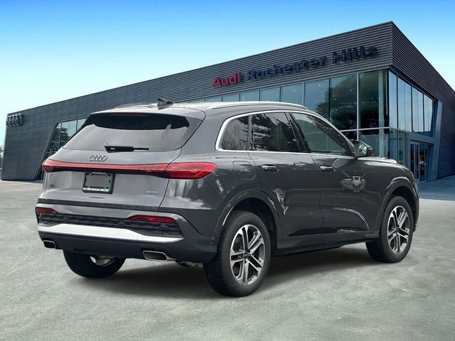 Certified 2025 Audi Q5 Premium Plus w/ Premium Plus image 5