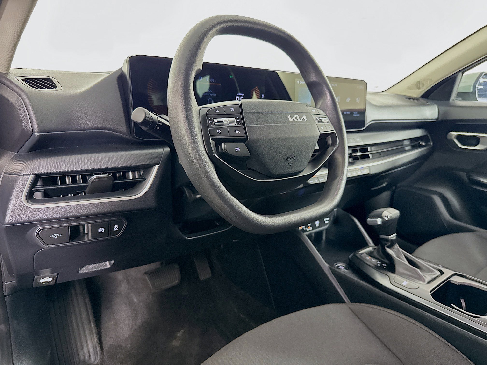 Used 2026 Kia K4 FWD image 22