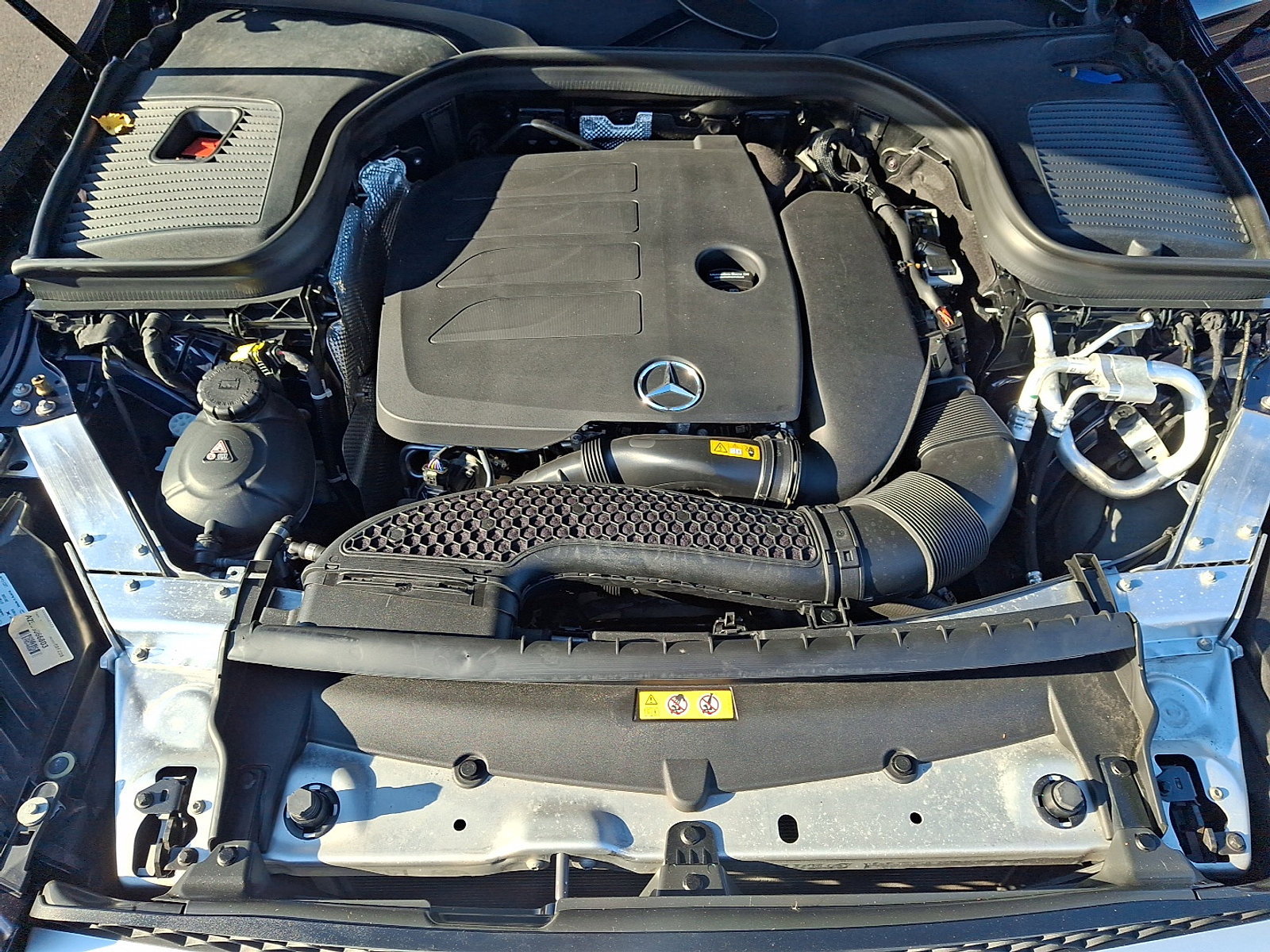 Used 2022 Mercedes-Benz GLC 300 4MATIC image 27