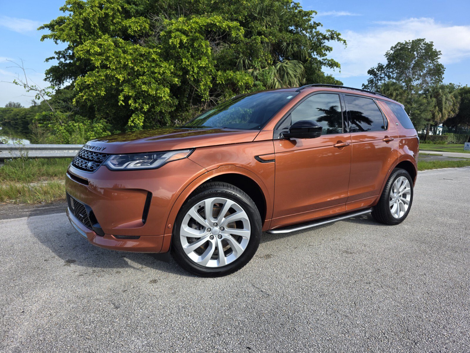 Certified 2022 Land Rover Discovery Sport SE R-Dynamic AWD/4WD video 1