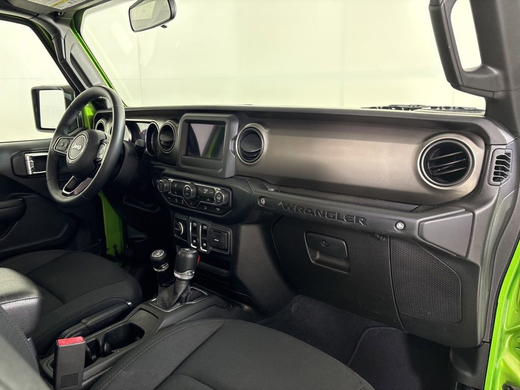 Used 2019 Jeep Wrangler Sport image 13
