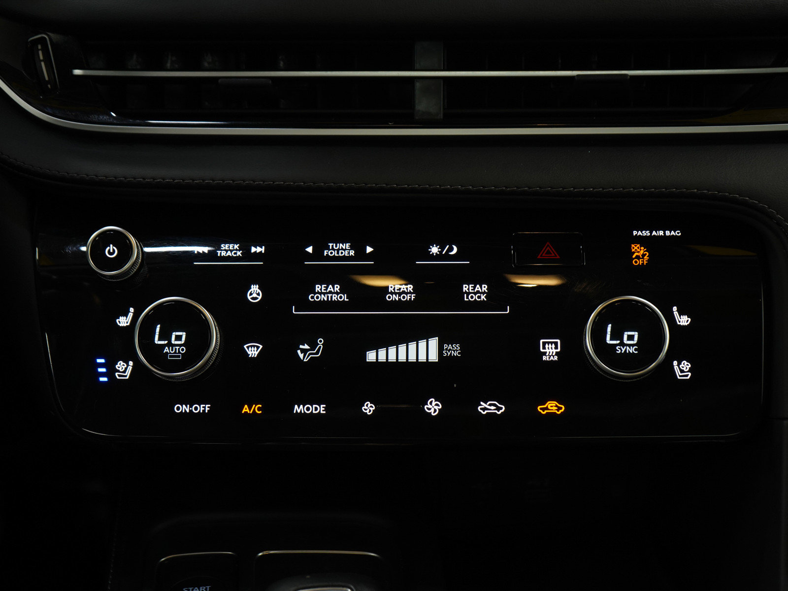 Used 2025 INFINITI QX60 Luxe AWD/4WD image 20