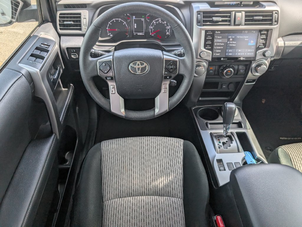 Used 2024 Toyota 4Runner SR5 AWD/4WD image 26