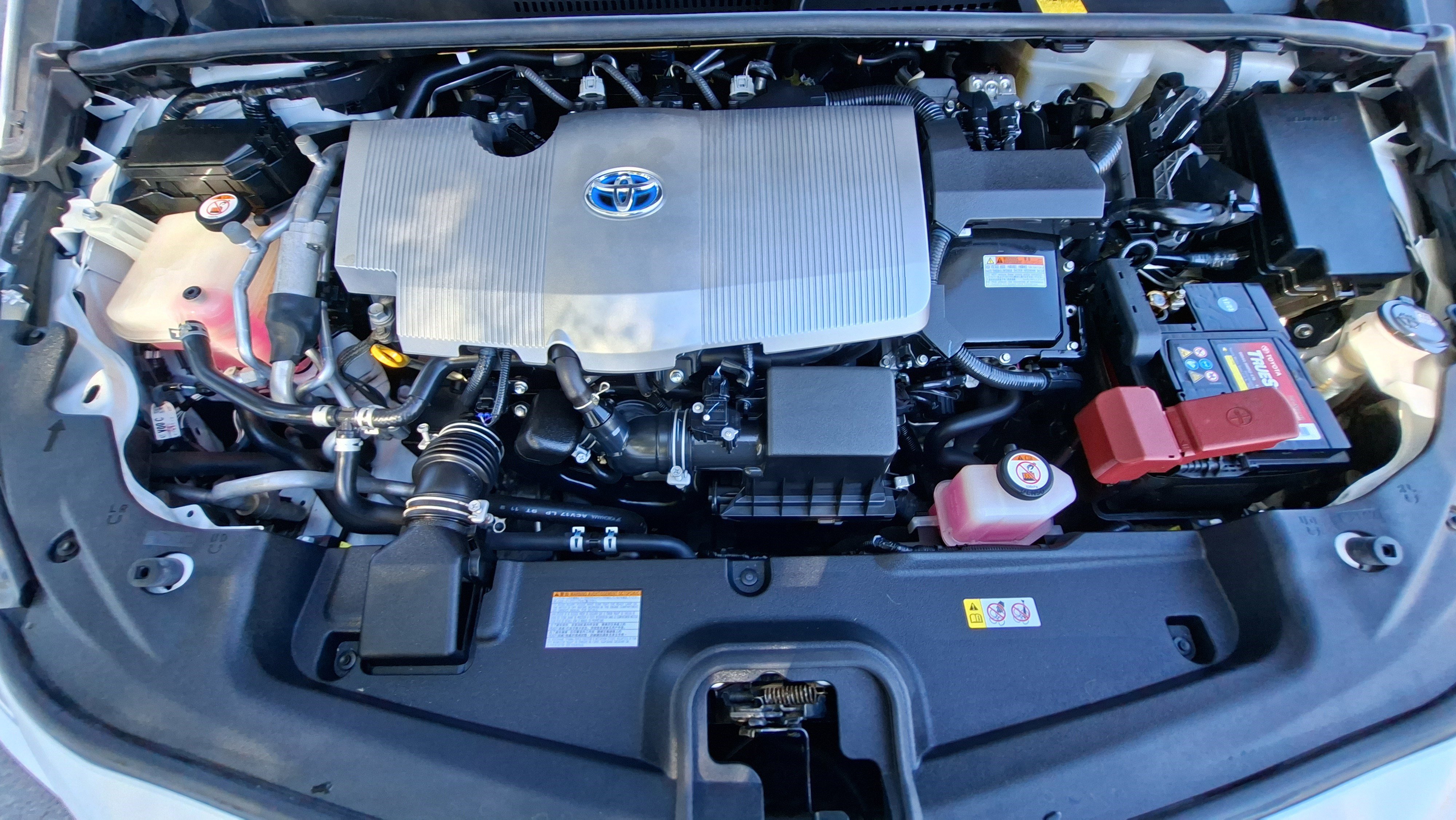 Used 2017 Toyota Prius Prime Plus image 23