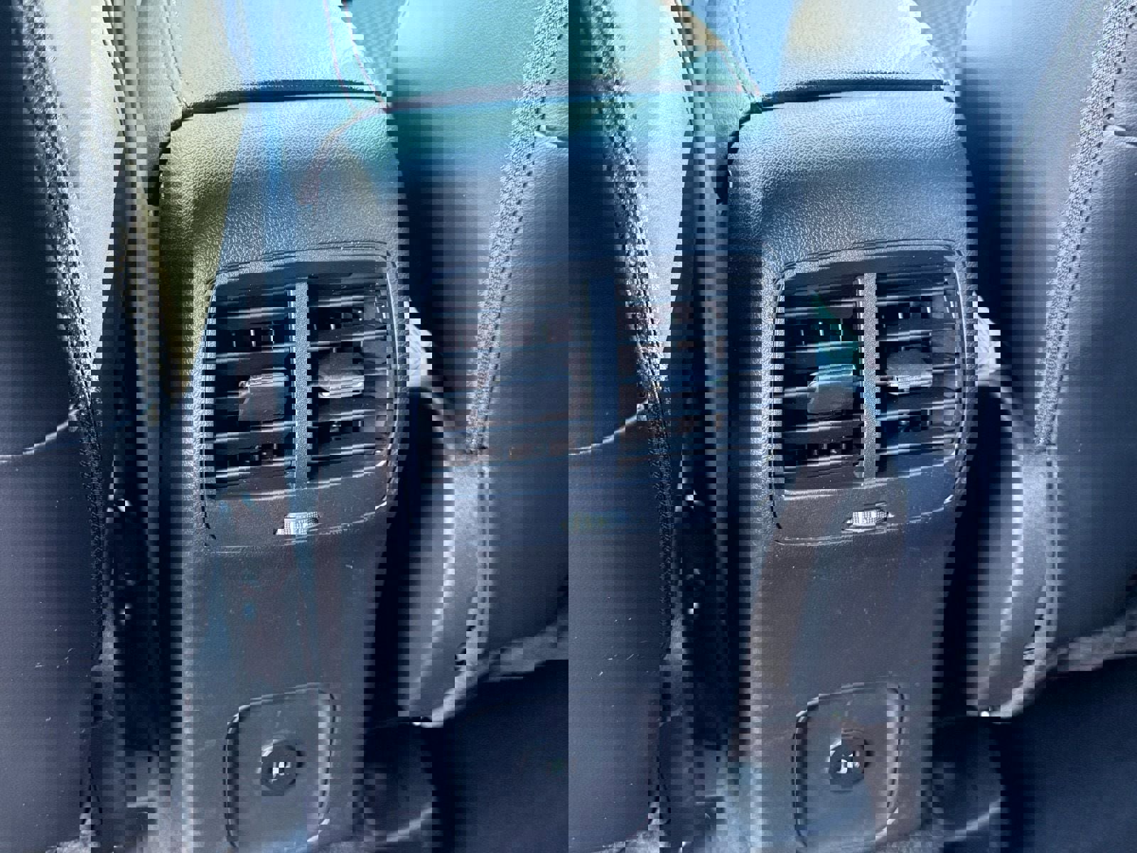 Used 2023 Ford Escape ST-Line image 30