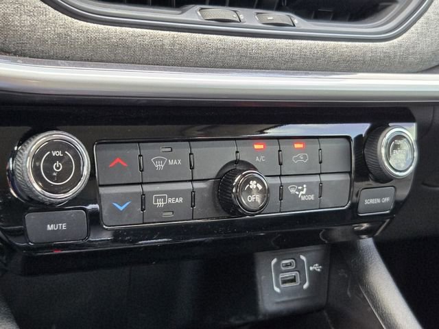 Used 2022 Jeep Compass Latitude image 19