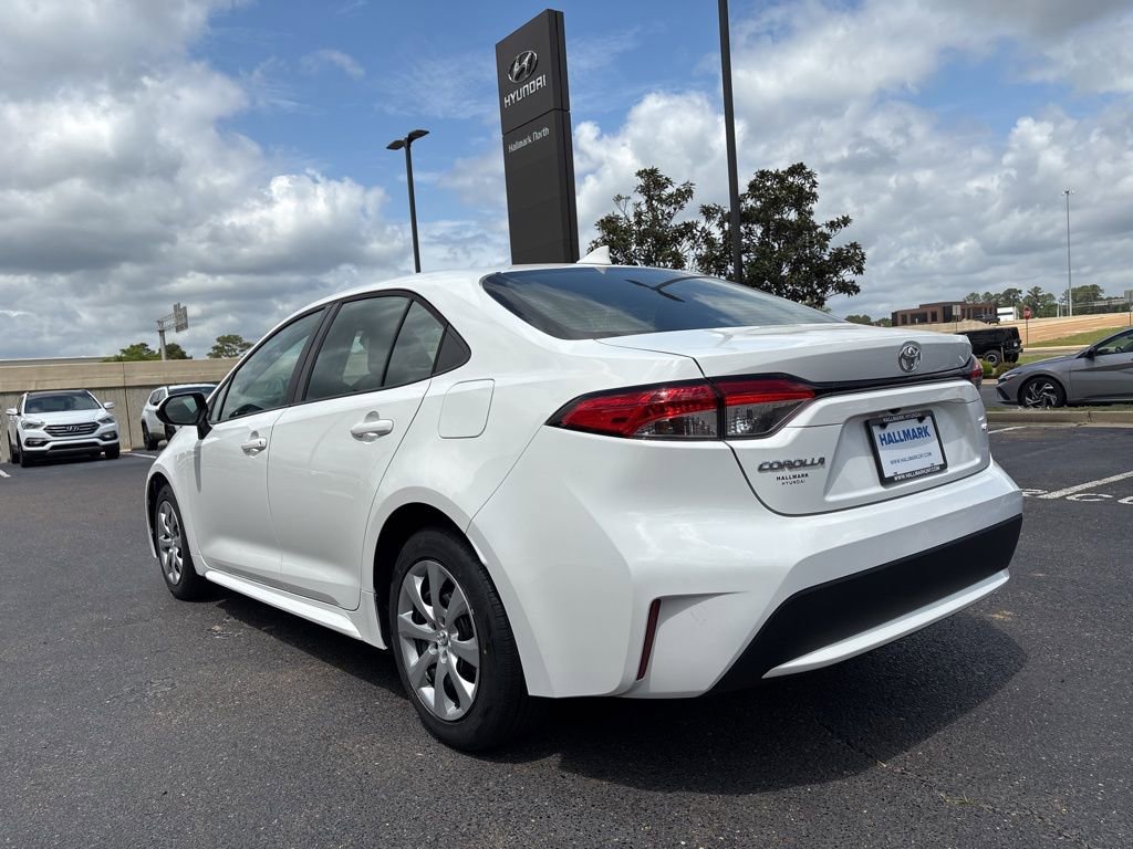 Used 2021 Toyota Corolla LE FWD image 8