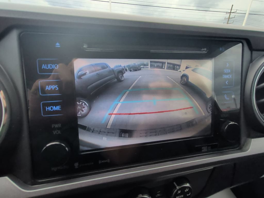 Used 2019 Toyota Tacoma TRD Off-Road AWD/4WD image 18