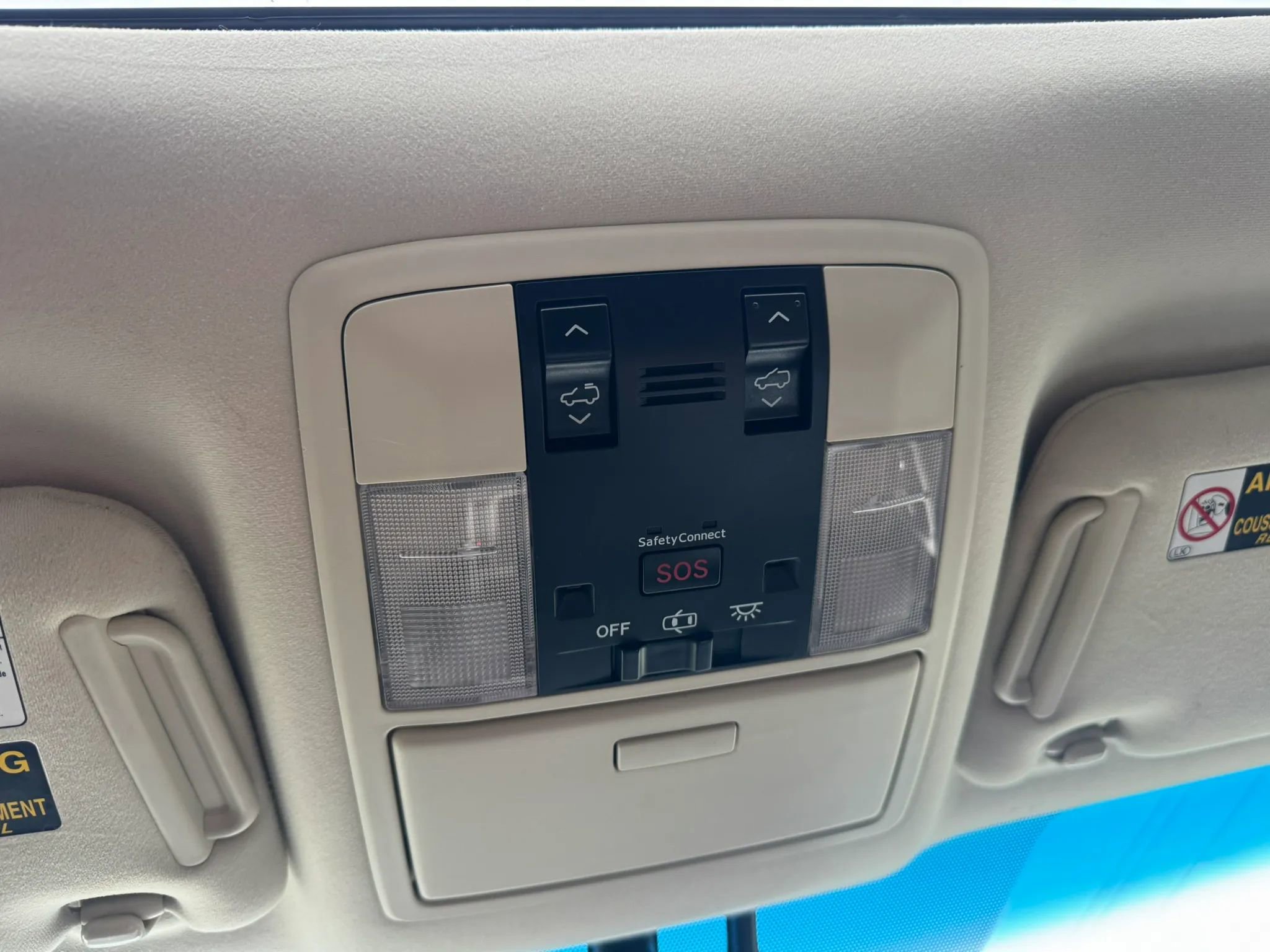 Used 2014 Lexus GX 460 w/ Premium Package AWD/4WD image 40