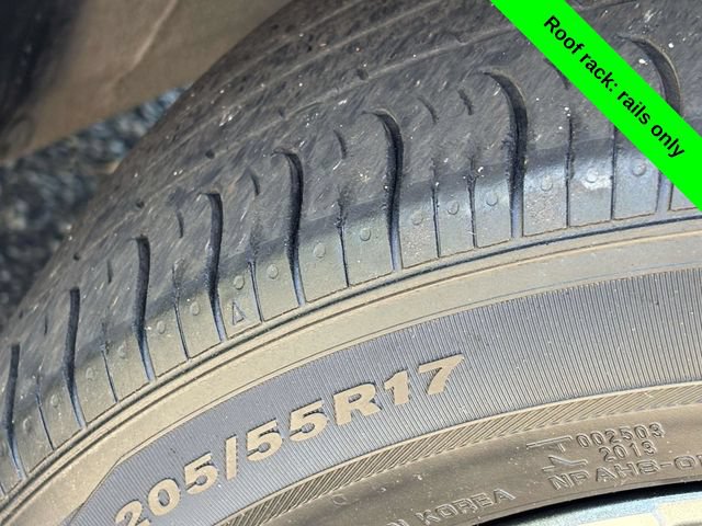 Used 2023 Hyundai Venue SEL FWD image 30