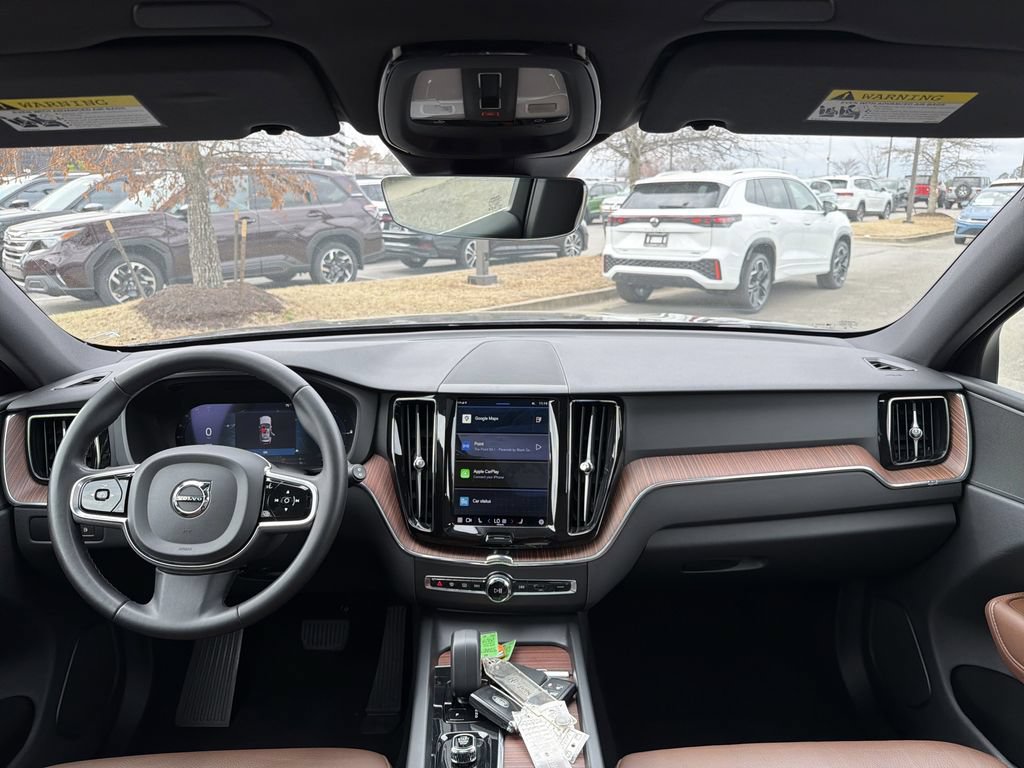 Used 2023 Volvo XC60 T8 Plus AWD/4WD image 21