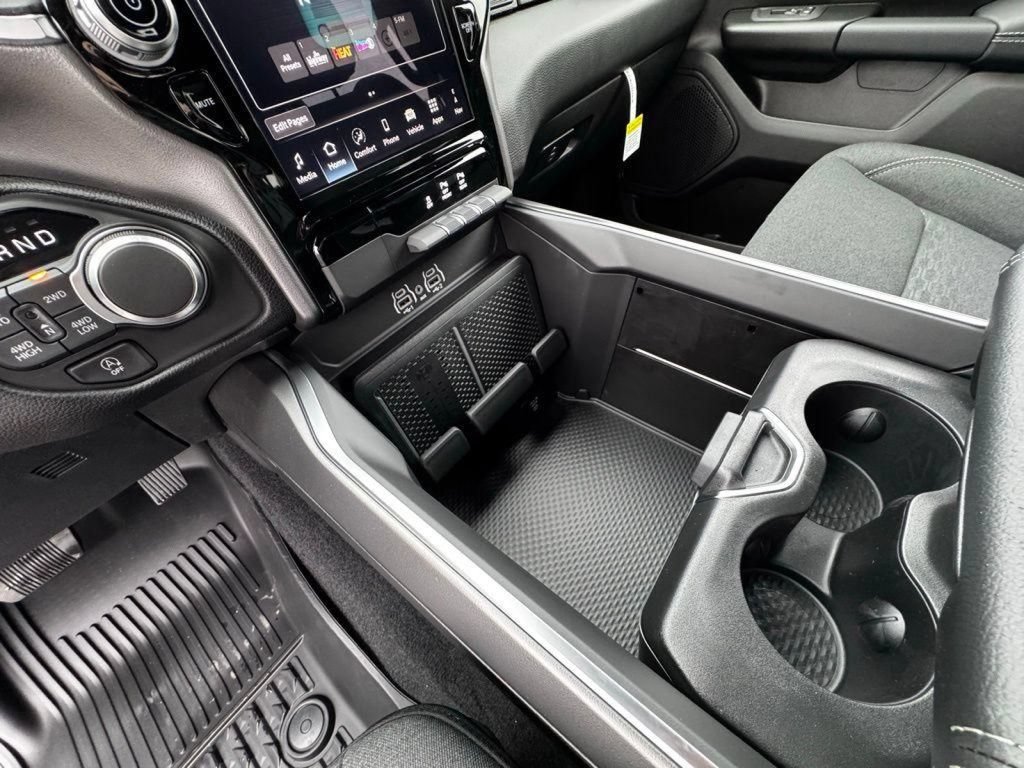 New 2026 RAM 1500 Big Horn AWD/4WD image 27