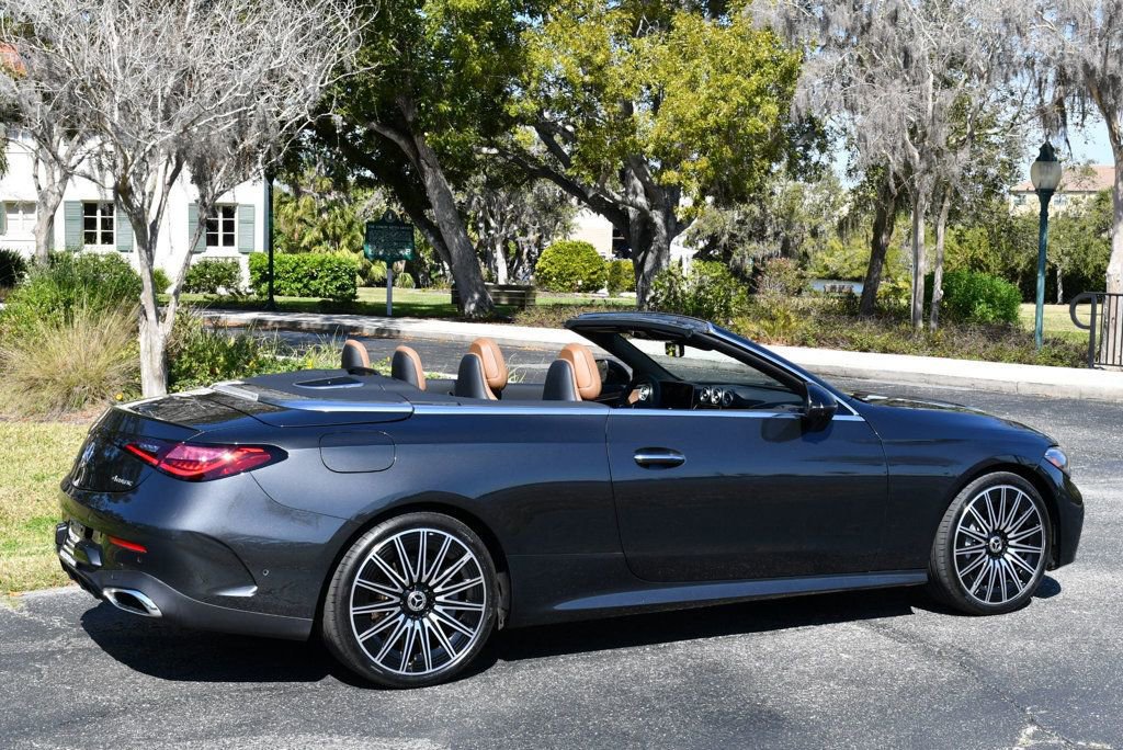 Used 2024 Mercedes-Benz CLE 450 4MATIC Cabriolet image 6