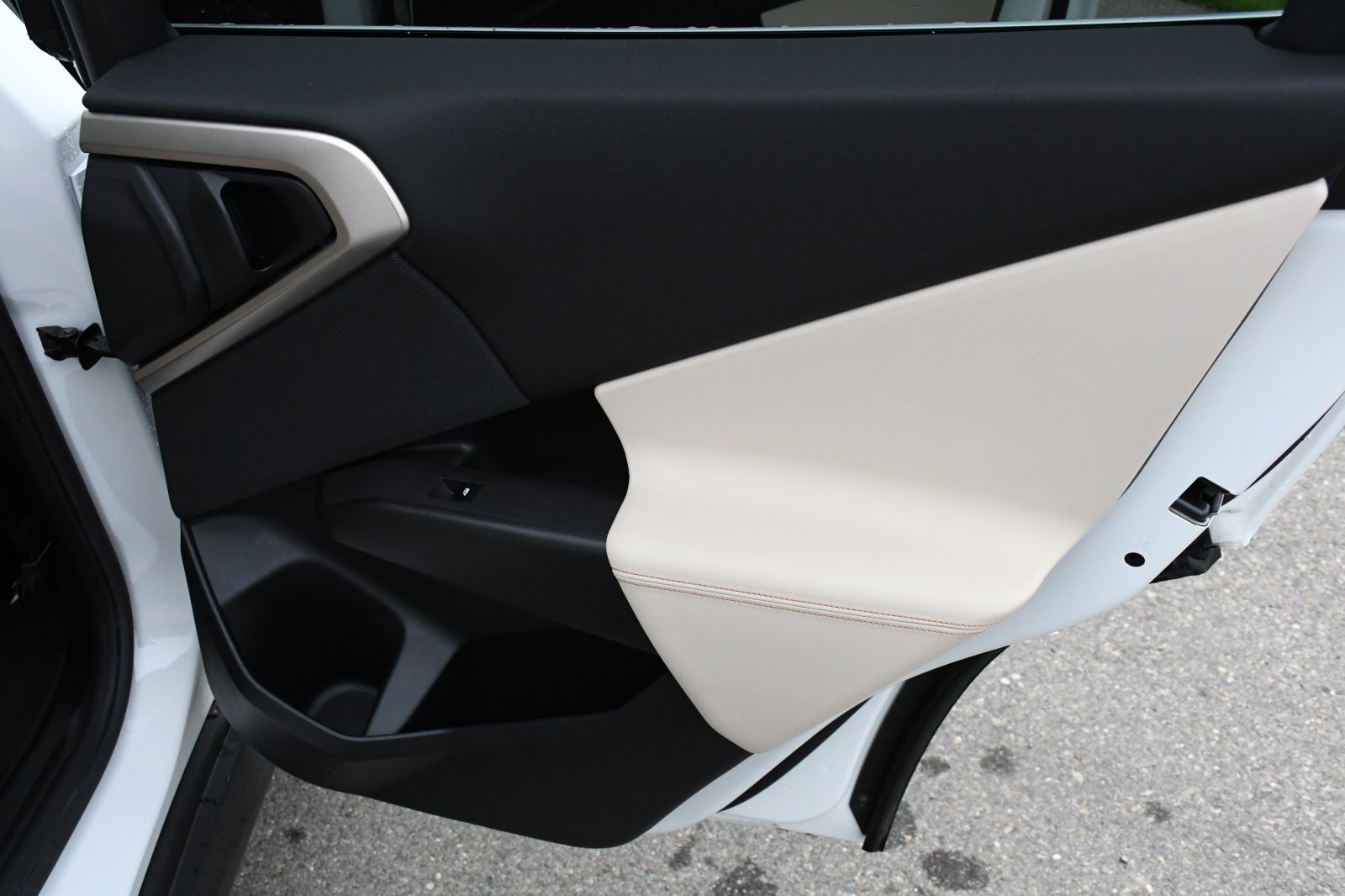 Used 2025 BMW X3 xDrive30i w/ Convenience Package image 21