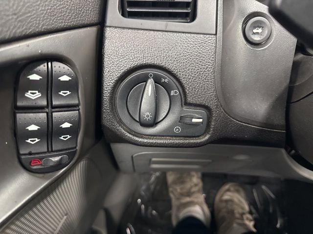 Used 2006 Ford Focus ZX4 Sedan image 32