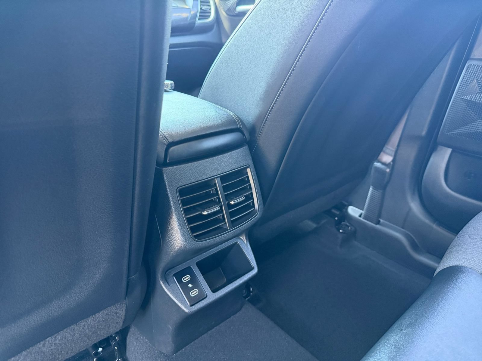 Used 2025 Kia Seltos S FWD image 23